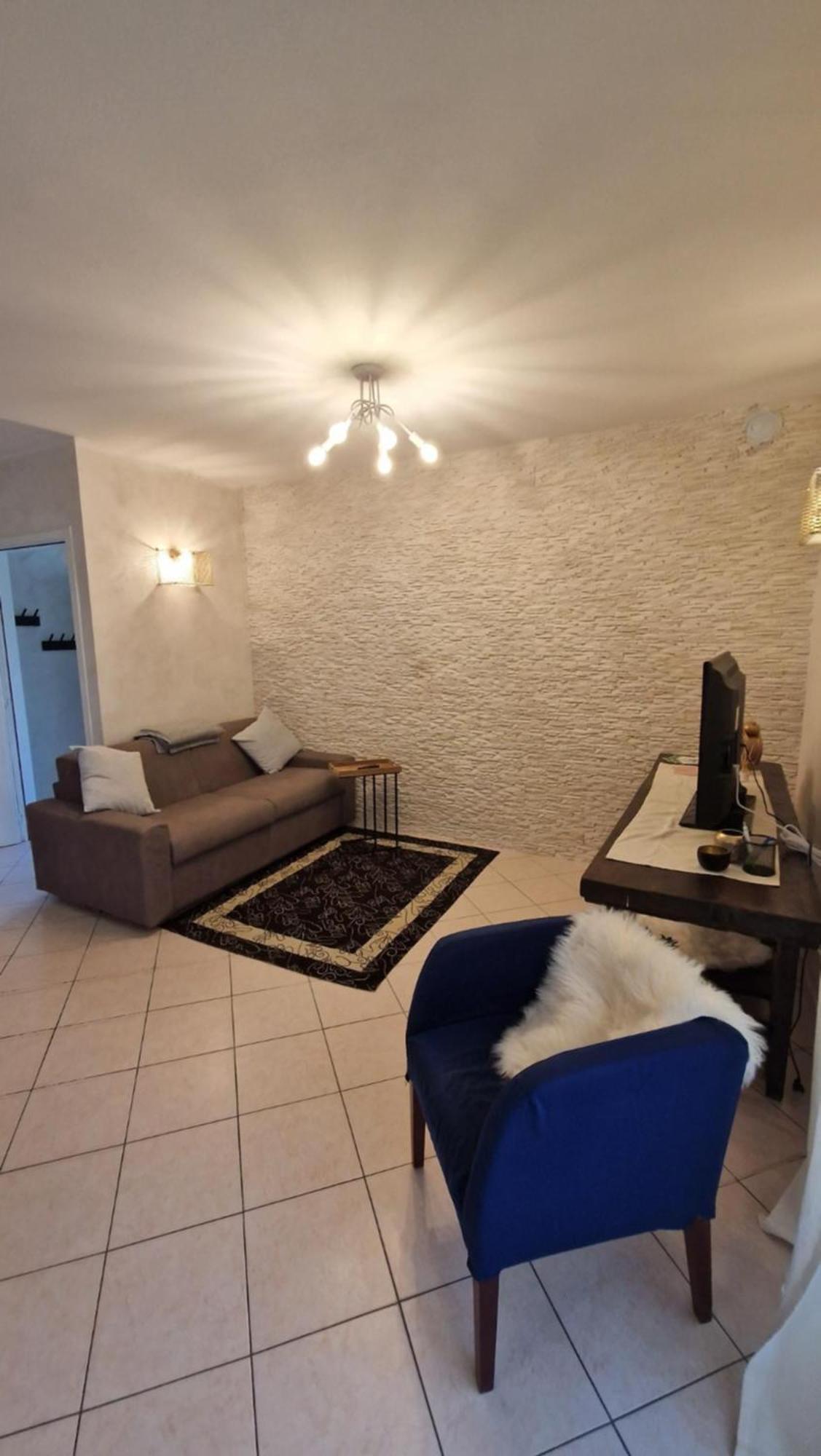 Casa Bat Apartment Mantello Екстериор снимка