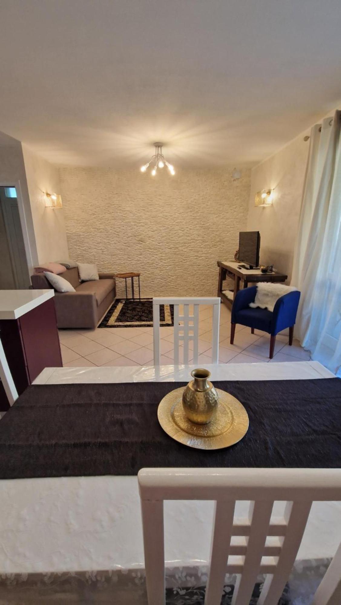 Casa Bat Apartment Mantello Екстериор снимка