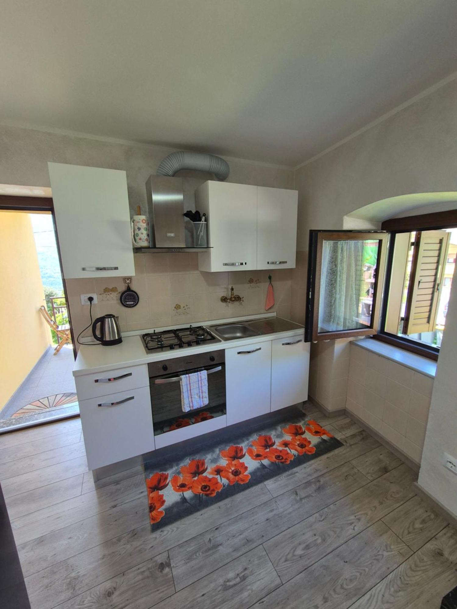 Casa Bat Apartment Mantello Екстериор снимка