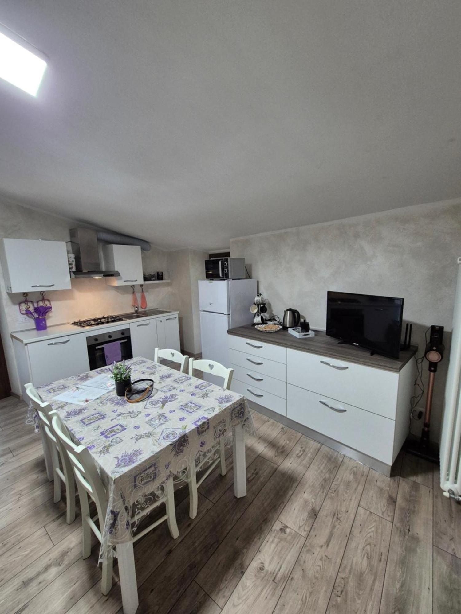 Casa Bat Apartment Mantello Екстериор снимка